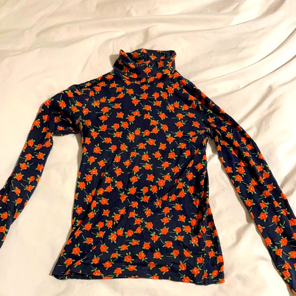J crew turtle neck. Only worn a couple times